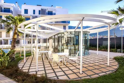 Image de Bel appartement pour 4 personnes avec Wifi, climatisation, piscine, Tv et terrasse