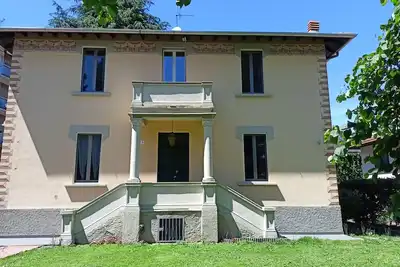 Image de Magnificent Art Nouveau villa with private garden near Milan Malpensa