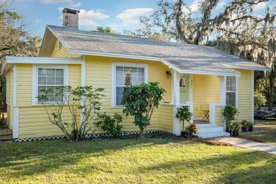 Image de Lookout · Relaxing 2/1 Oasis near River · 9 min to Beach