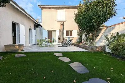 Image de Maison lumineuse au cœur d'Arcachon, plage à 200m, terrasse privée!