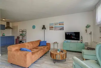 Image de Relaxed Beach Holiday at De Strandjutter: Walking Distance to Julianadorp aan Zee, Comfortable and Cozy Stay!