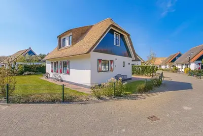 Image de Villa Schaut: Complete vacation home within walking distance of the beach and nature reserve in Callantsoog