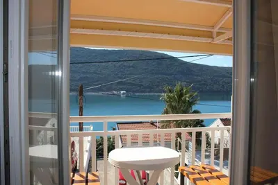 Image de Apartmani i sobe Mato / Double room with sea view 101 - 1