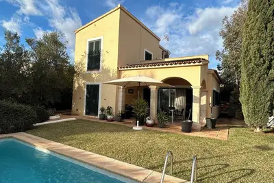 Image de Schönes Ferienhaus mit Privatem Garten und Pool Unweit zum Naturstrand Es Trenc