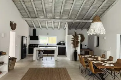 Image de Magnifique Maison Moderne Sans Aucun Voisinage à 5 du Village Prisé de Comporta