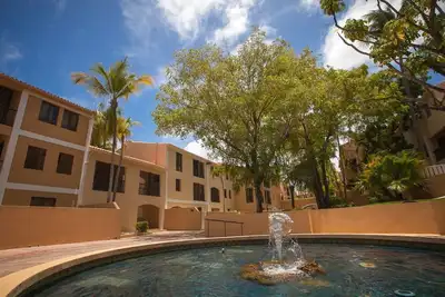 Image de Elegant 1br Condo at Park Royal Club Cala w Outdoor Pool