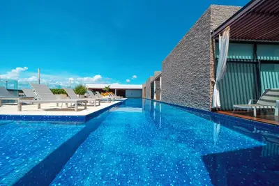 Image de Luxury 2 Br Condo with Private Jacuzzi - Rooftop with Ocean View and Pool