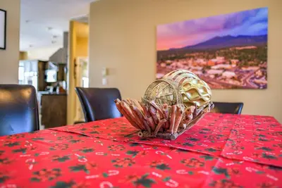 Image de Enchanted Forest Vacation Home w/ Hot Tub & A/C