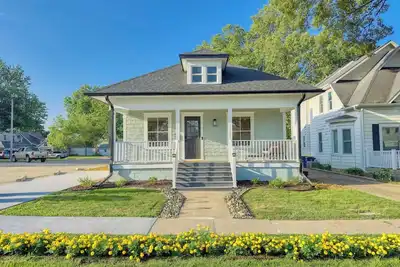 Image de The Station on Franklin in charming Pella! Comfortable updated bungalow