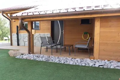 Image de Chalet  3 étoiles- jacuzzi-équipement de qualité-extérieur privatif sur 1000m2.