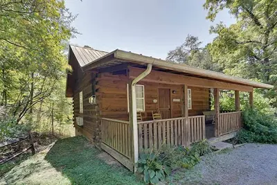 Image de Cozy Rustic Charm w/ Jacuzzi Tub & Hot Tub