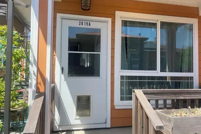 Image de Cozy Detached cottage at rear of main house 30 min. To Sf 2 bedrooms 1 bathroom