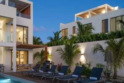 Image de Tc Villas -Lumiere East -Chic Villa with Rooftop, Infinity Pool & Walk to Beach