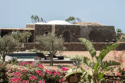 Image de Corte Pantesca. A retreat with two luxury villas