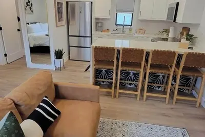 Walk to Monserate Winery: Cozy Fallbrook Hideaway!