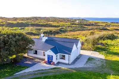 Image de Flaherty Cottage, Cosy relaxing cottage with views