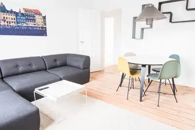 Image de 2-bed with private balcony