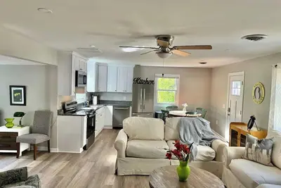 Image de Holly Hill Haven - Sleeps 10