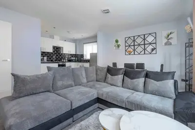 Image de Stylish Elegant New Flat 5 Min from Elizabeth Line