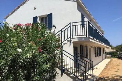 Image de Appartement de vacances Calvi pour 1 - 4 personnes avec 2 chambres à coucher - Logement de vacances