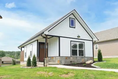 Image de 5 Minutes From Dollywood/In DwTn Pigeon Forge