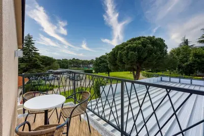 Image de Viktor Katoro / Studio Apartment C4 in Katoro