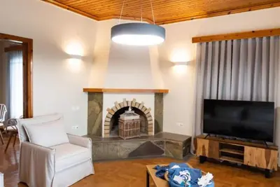 Image de Rosa House Upstairs Lefkada — Av Properties