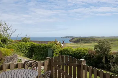 Image de Caldey Island View - Sea Views and Log Burner
