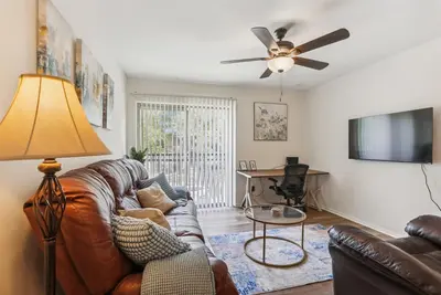 Nice Condo - Near Shands & Uf