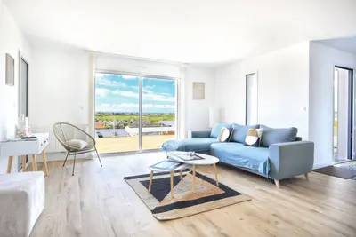 Image de Les Euphorbes - Charmante maison avec vue mer