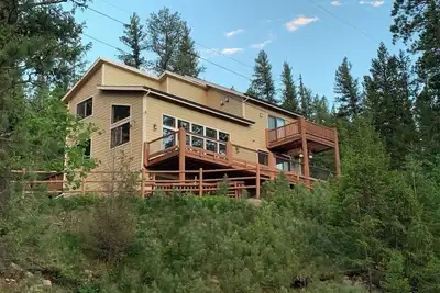 Image de Your Mountain Retreat - Nestled in the Forest