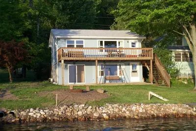 Image de Lakefront cottage on first basin of Lake James. Dock, sandy bottom, great sunset