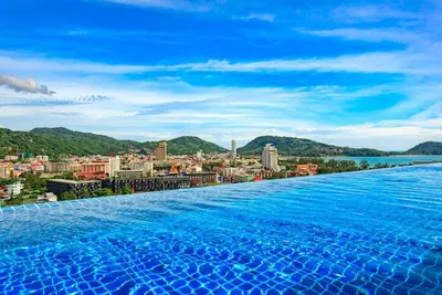 U606 - Convenient Patong apartment for 3 people with pool and gym.