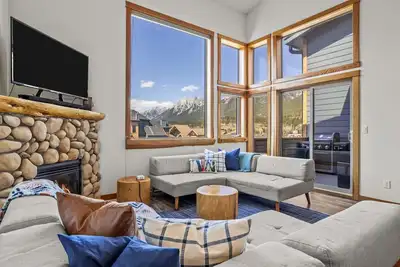 Image de Impressive Penthouse w/ Rooftop Hot Tub