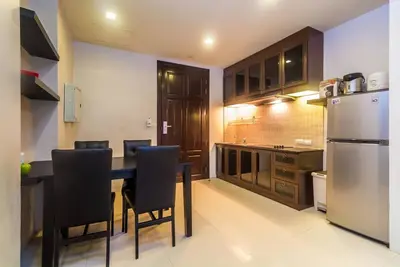 Image de Hlc501 - Convenient Patong apartment for 4. Gym and pool! Walk to market and beach