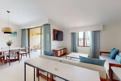 Image de Modern 2br Retreat at Park Royal Club Cala