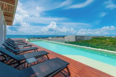 Image de Studio Caribbean Dreams - Stylish & only 2 Blocks to the Beach - At Bahay Condos