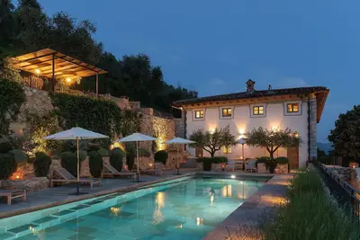 Image de Villa / Independent home à Camaiore avec 5 chambres à coucher, 10 couchages