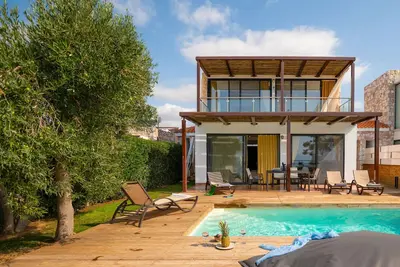 Kalma Villa Dio in Moudania
