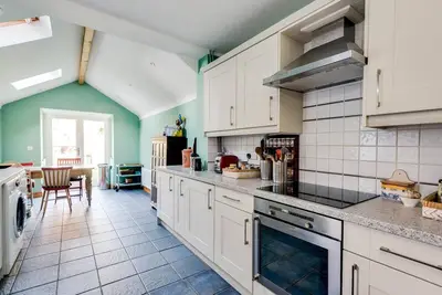 Image de Lovely Terraced 2-Bed House (near Hinksey Park)