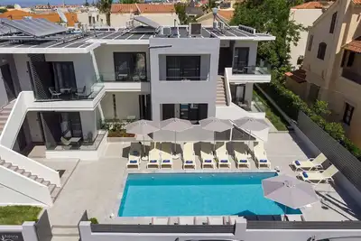 Image de Athina Suites | A 2bd chic apartment w/shared pool