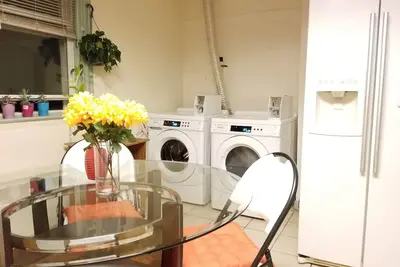 Image de Convenient Location for Boston Calling