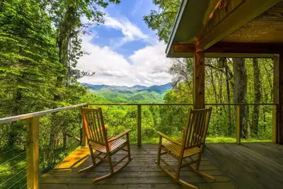 Image de Stunning Views | 5 Min to Blue Ridge Parkway
