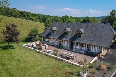 Image de Gîte haut-de-gamme 4 à 10 personnes