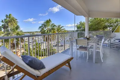 Image de Canami. . . Luxury Apartment With Best Sea Views.