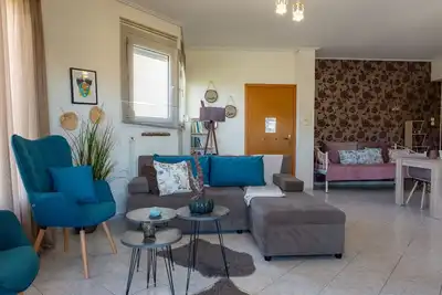 Image de Estell’s sweet luxury house