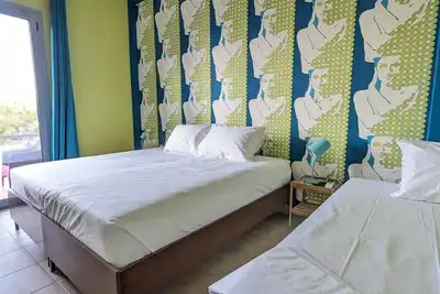 Image de 202 | Okeania 3 persons 1st floor Seafront Room
