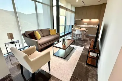 Image de Luxury 2bd&2Bath Next to Plaza Hospital Pool