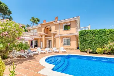Image de Villa \"Costacabana - Primavera\" avec Piscine Privée, Terrasse Privée & WiFi