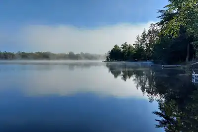 Image de Entire Waterfront Resort - 3 Suites, 2 beaches, 2 docks, Sleeps up to 16